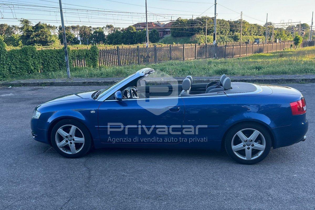 AUDI A4 2.4 V6 30V cat
