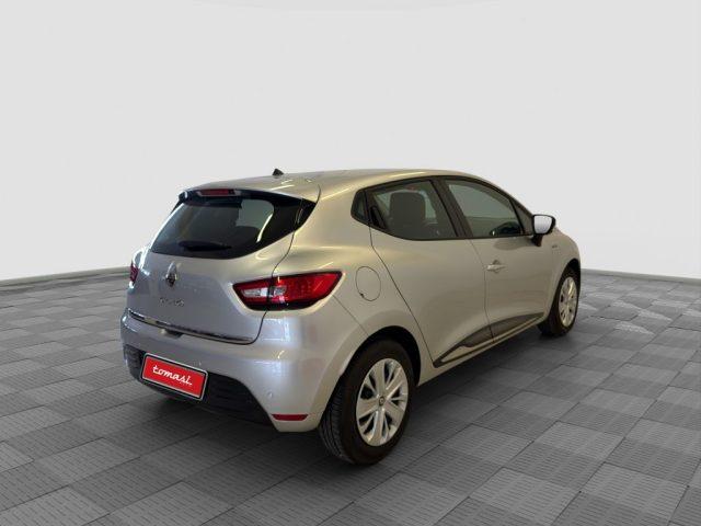 RENAULT Clio Clio TCe 75 Moschino Intens