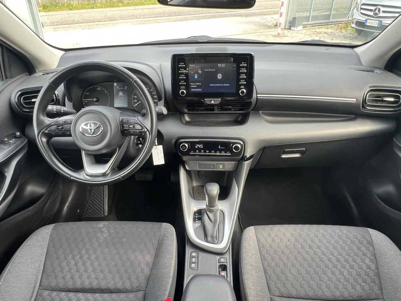 Toyota Yaris 1.5 Hybrid 5 porte Business FINANZIABILE
