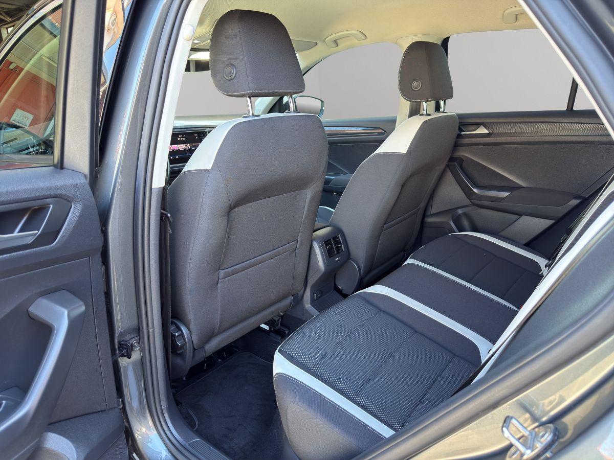VOLKSWAGEN - T-Roc - 1.6 TDI 116CVSCR Advanced BlueMot.Tech.