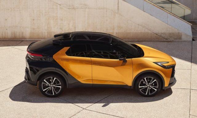 TOYOTA C-HR 2.0 HV Lounge