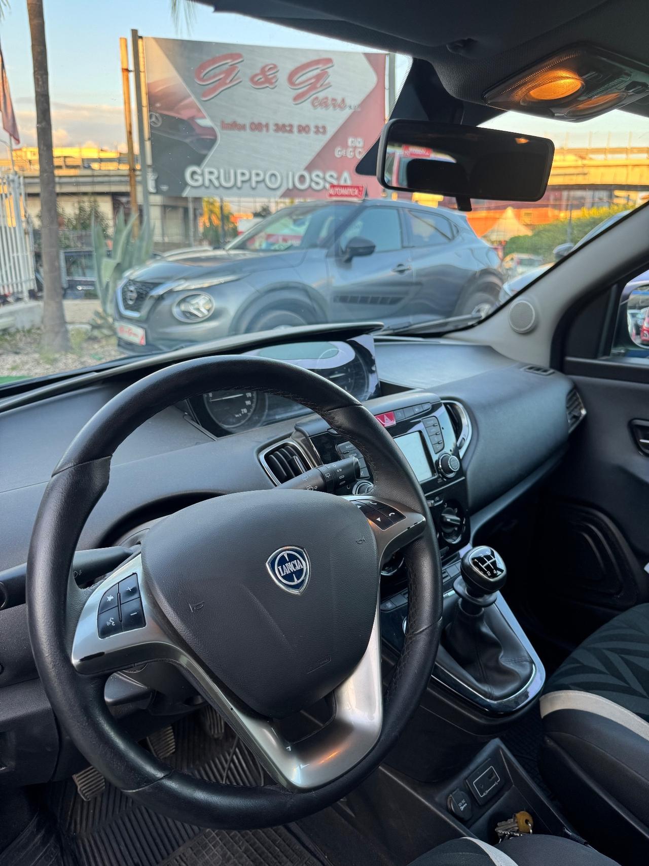 Lancia Ypsilon 1.2 69 CV 5 porte GPL Ecochic Gold