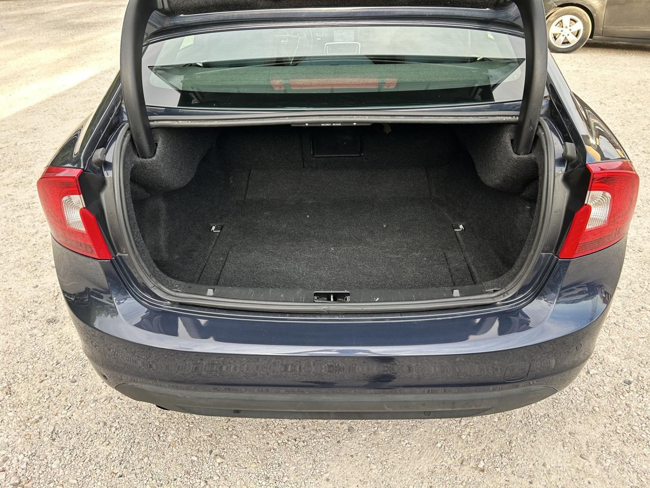 VOLVO S60 1.6 D2 115CV MOMENTUM UNICO PROPRIETARIO