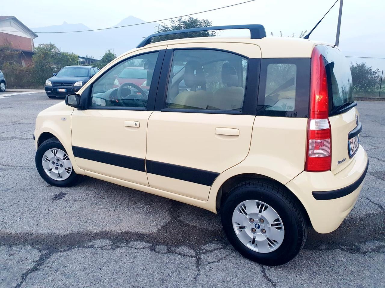 Fiat Panda FIAT PANDA 1.2 Dualogic DYNAMIC