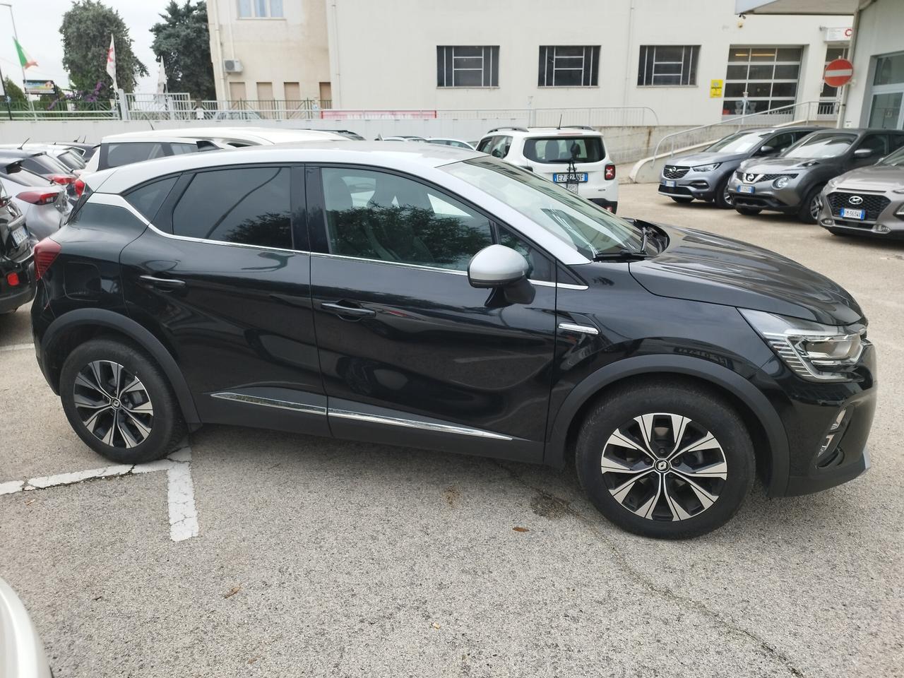 Renault Captur TCe 12V 90 CV Techno