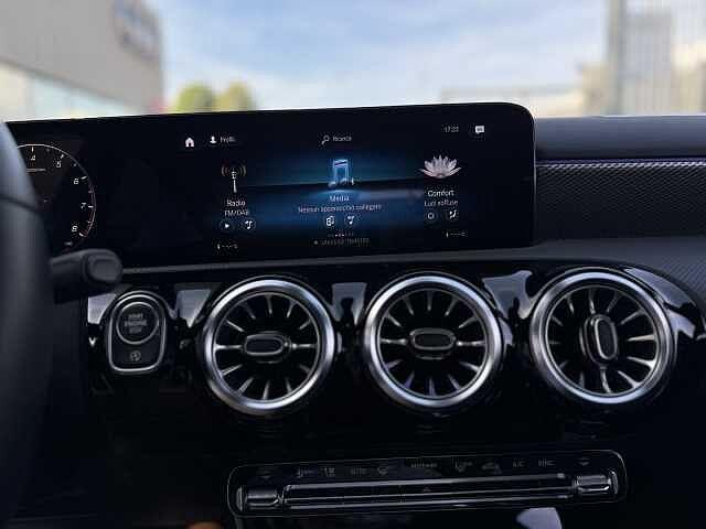 Mercedes-Benz A 180 A 180 Automatic Sport