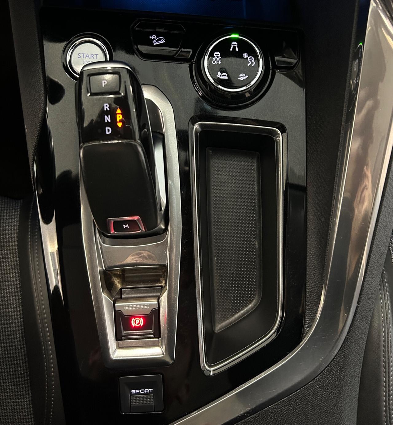 Peugeot 3008 1.6 BLUEHDI 88KW ALLURE