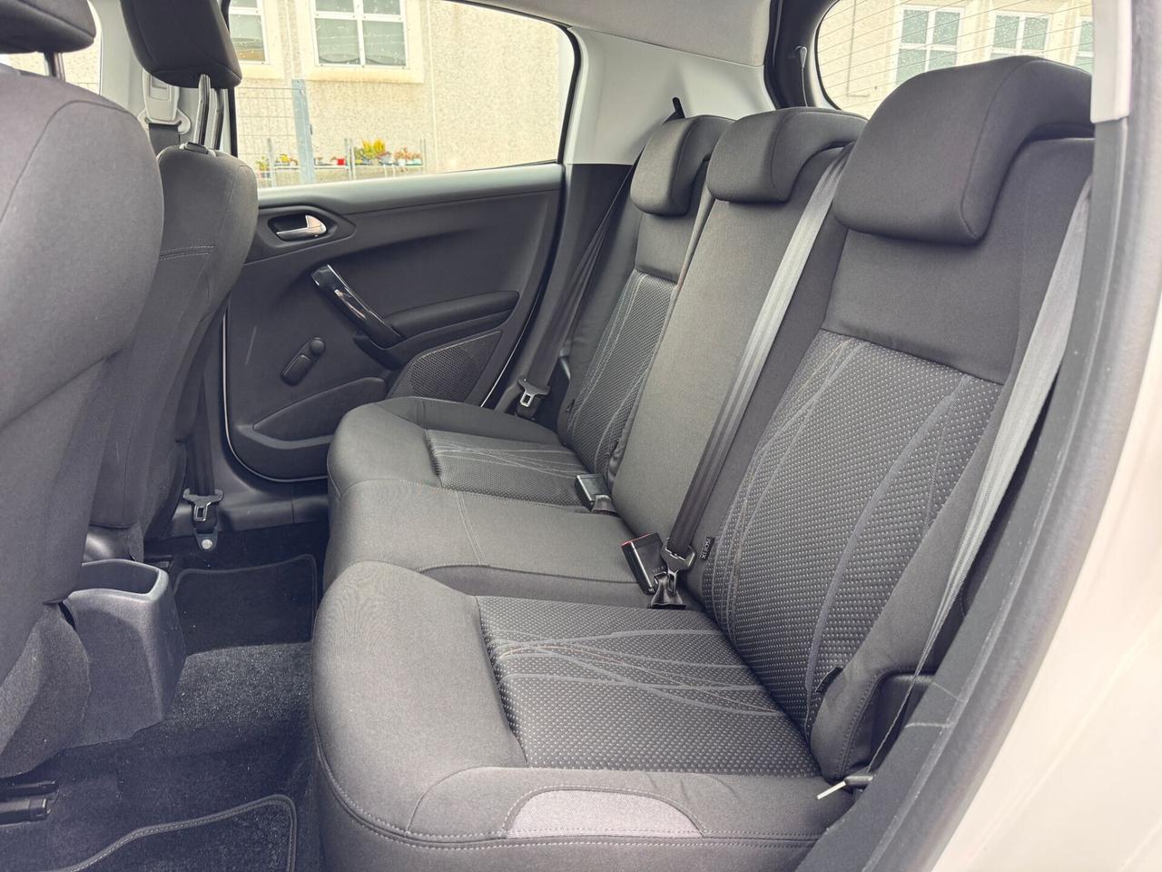 Peugeot 208 Allure PRONTA CONSEGNA GARANZIA 12 MESI