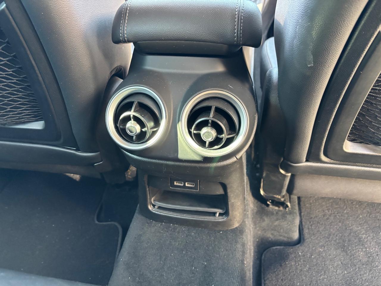 Alfa Romeo Stelvio 2.2 Turbodiesel 210 CV AT8 Q4 Business