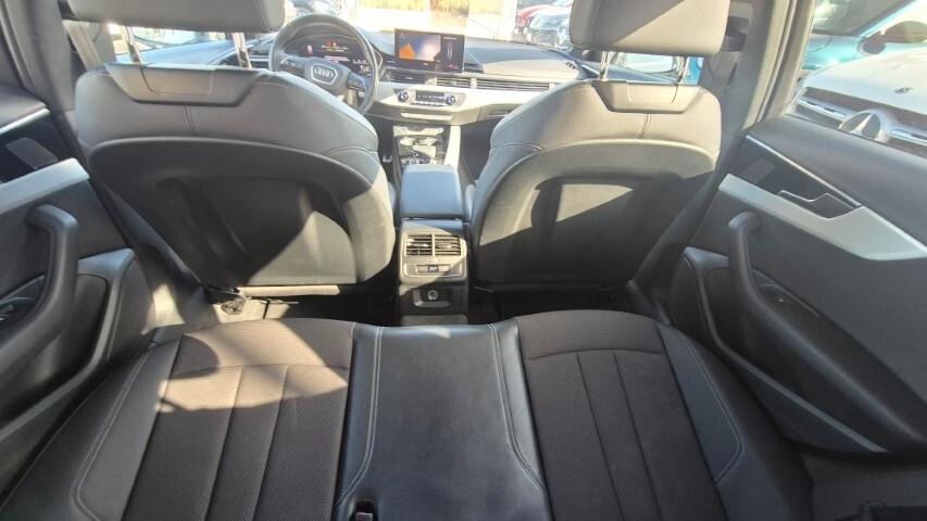 Audi A4 Avant 35 TDI/163 CV S tronic S-LINE - 2022
