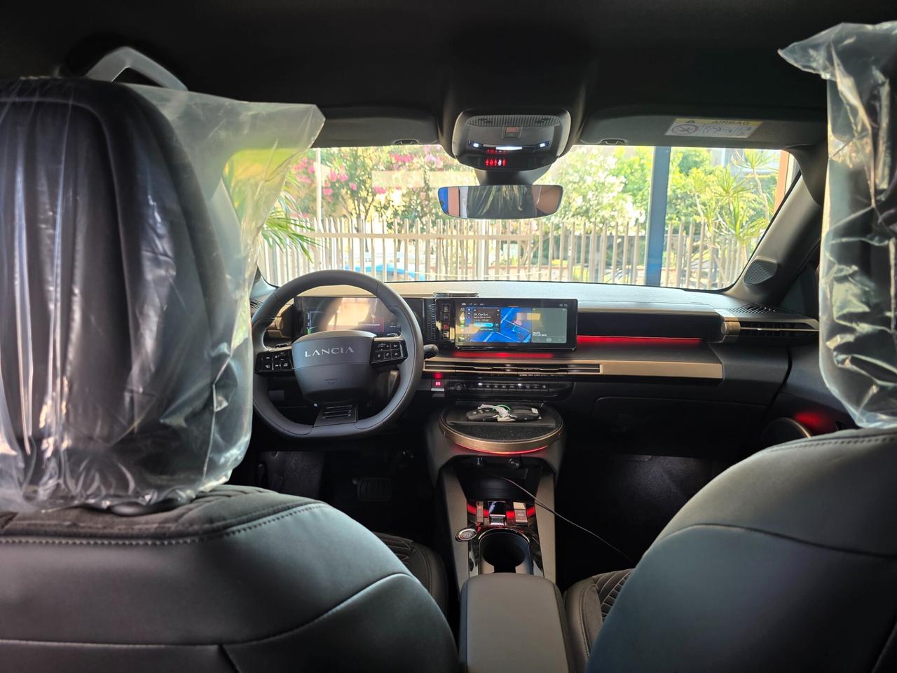 NUOVA Lancia Ypsilon Hybrid e-DCT