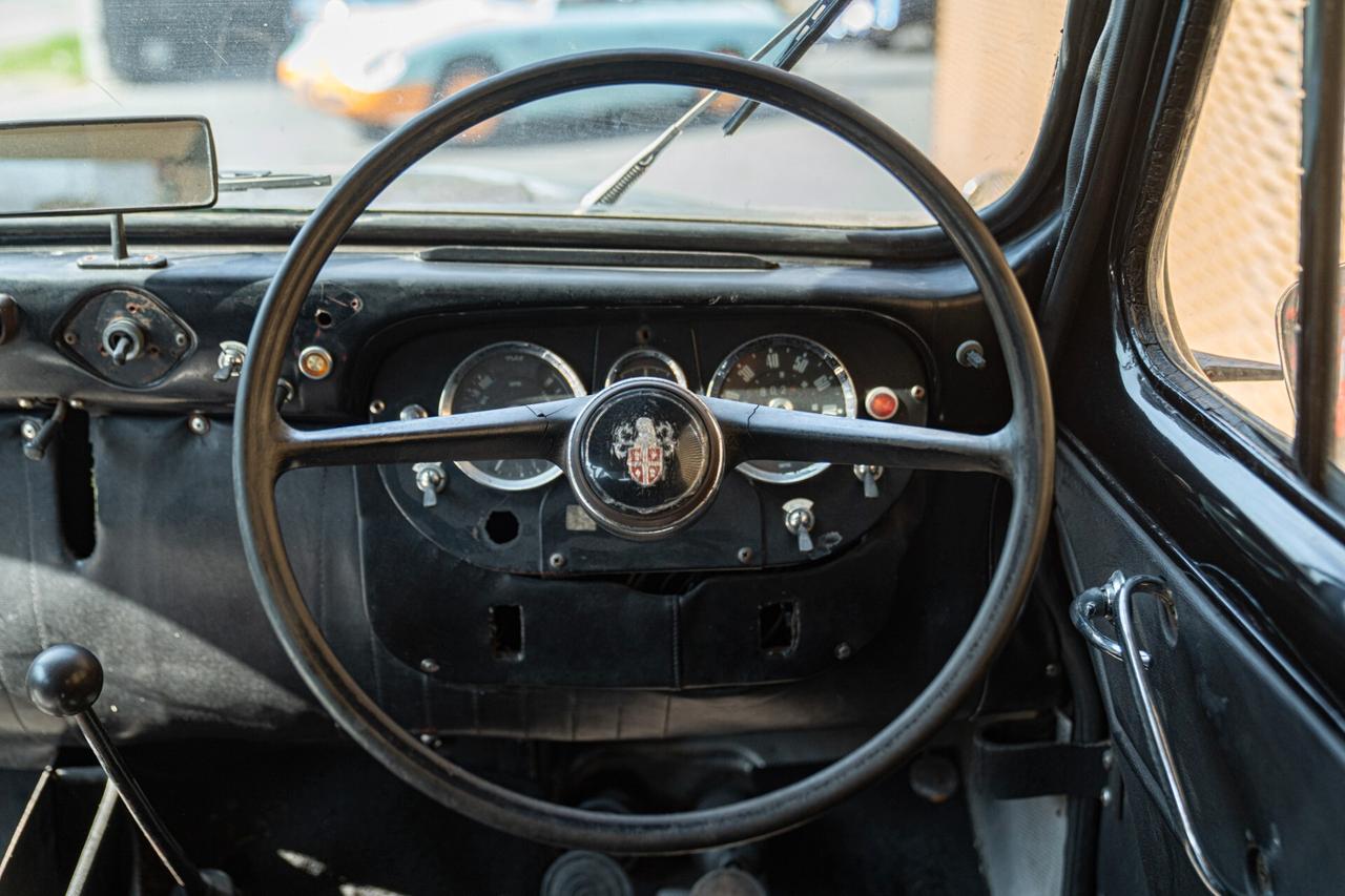 Austin FX4 "LONDON TAXI" - AUS00014