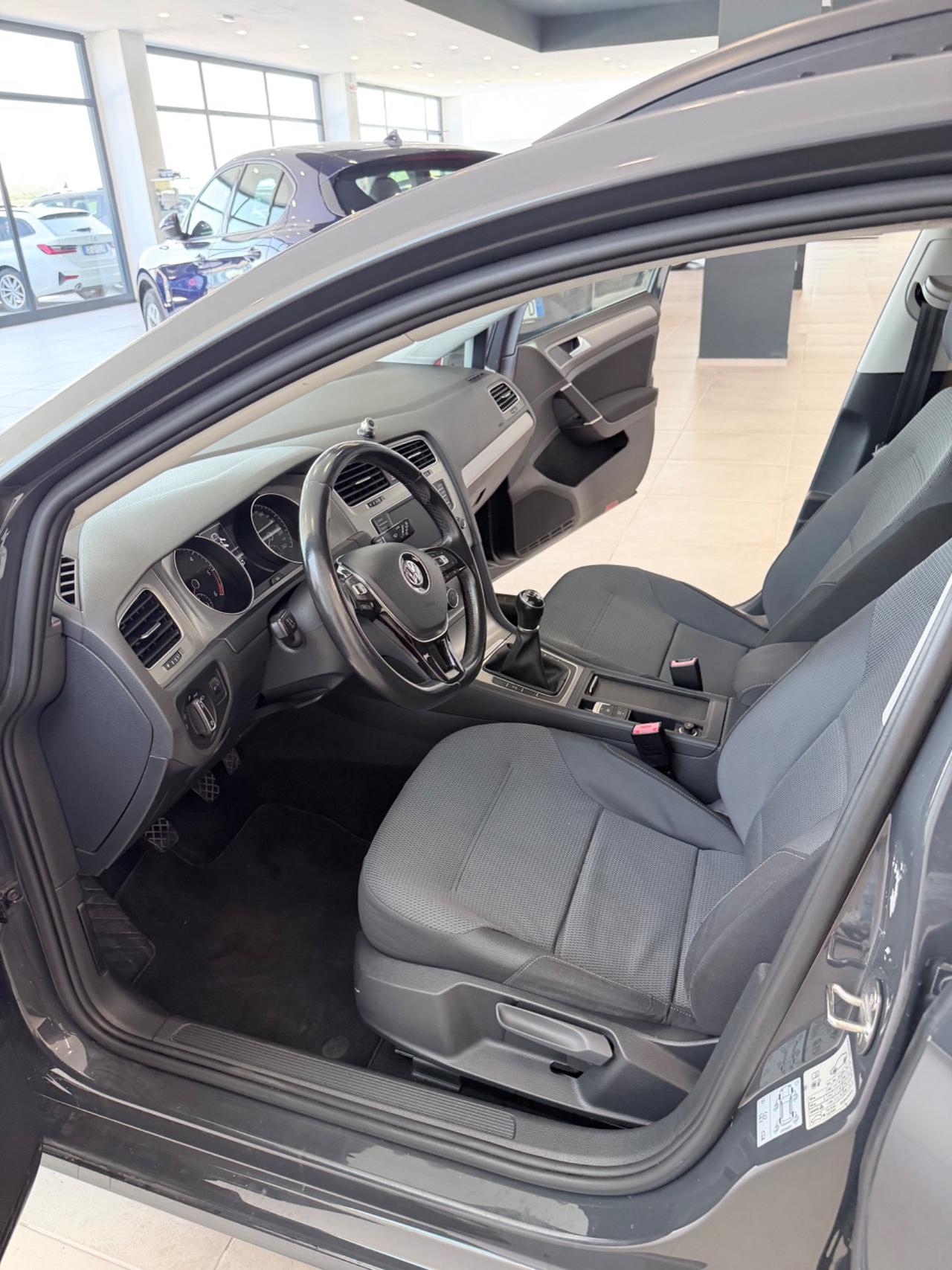 Volkswagen Golf Variant 1.6 TDI 110 CV Comfortline BlueMotion Tech.
