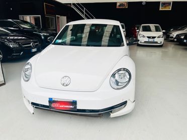 Volkswagen Maggiolino 1.6 TDI DSG Design