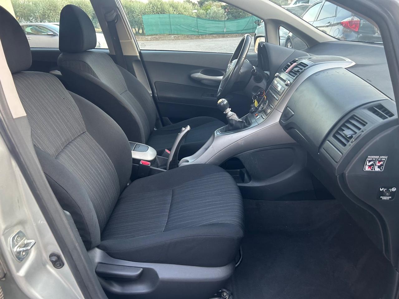 Toyota Auris 2.0 D-4D 136000km