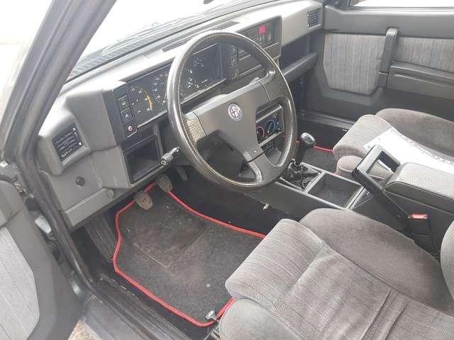 Alfa Romeo 75 1.8 ie