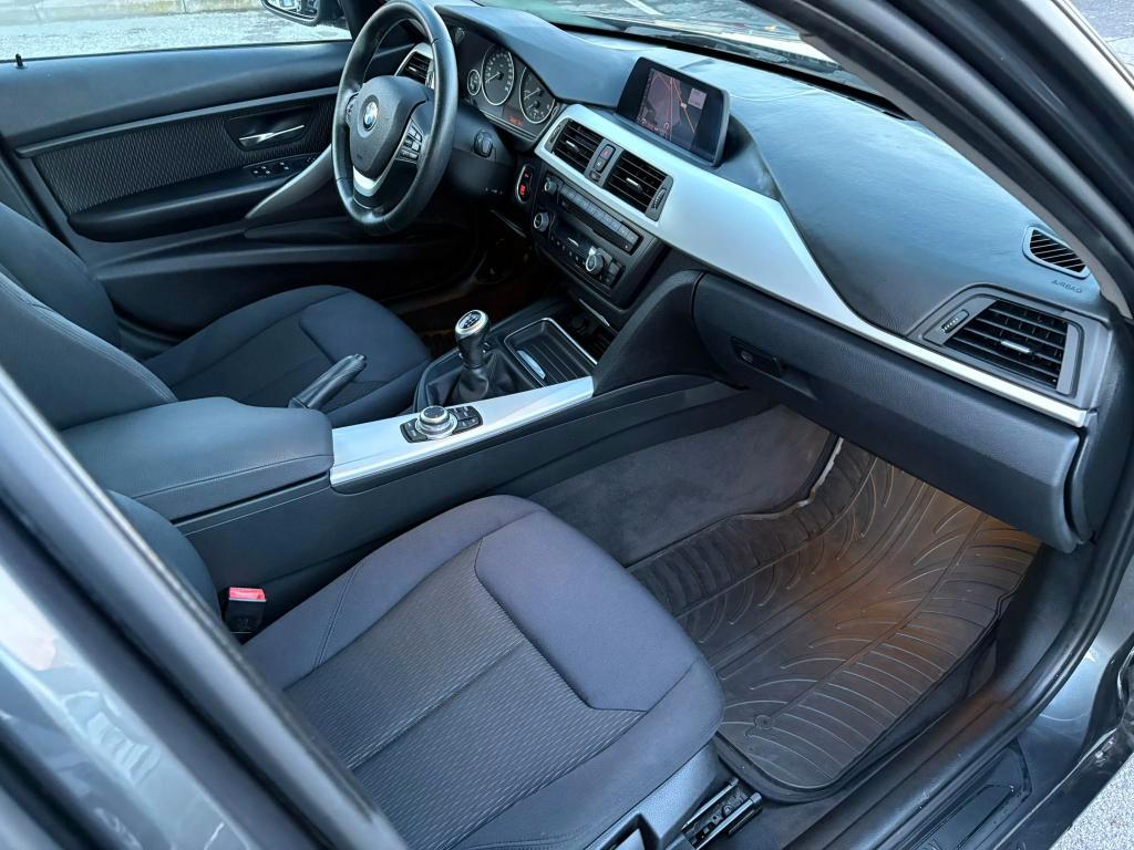 BMW Serie 3 Berlina 318d 2.0 DIESEL 143 CV Sport