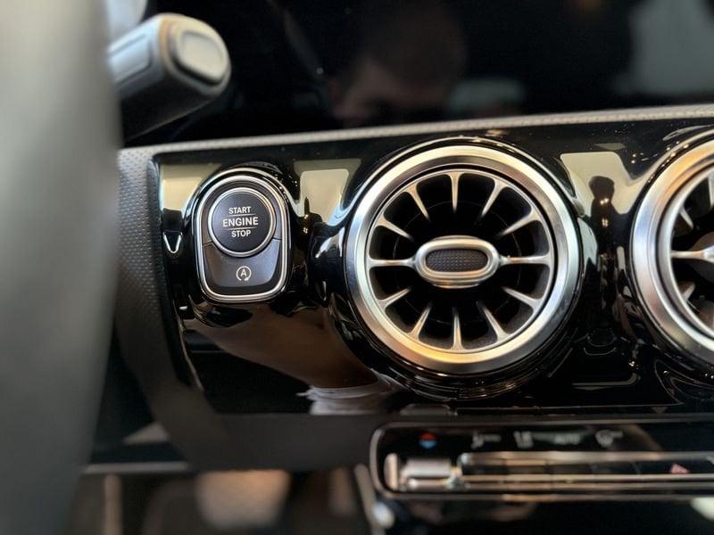 Mercedes-Benz Classe A A 180 d Automatic tua da 269,00 al mese