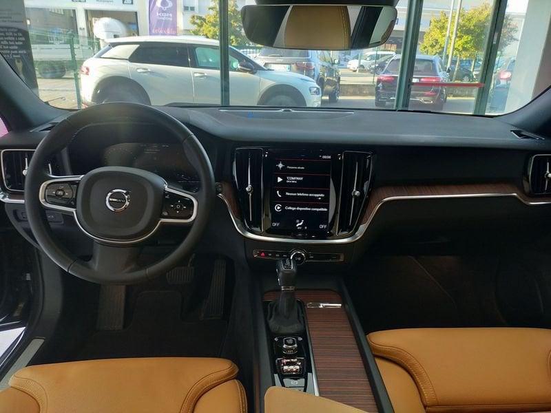 Volvo V60 Cross Country D4 AWD Geartronic Pro