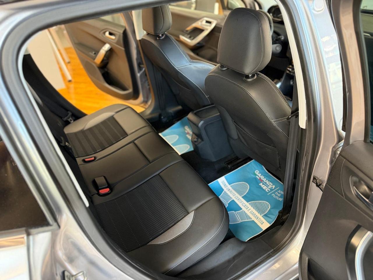 Peugeot 2008 PureTech 82 Allure