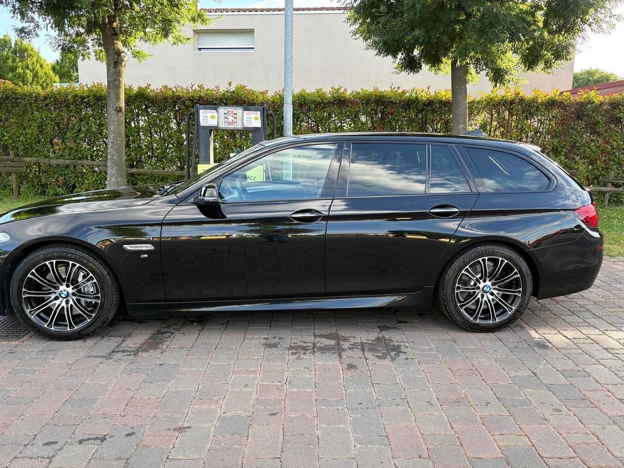 Bmw 525 525d Touring Luxury allestimento MSport