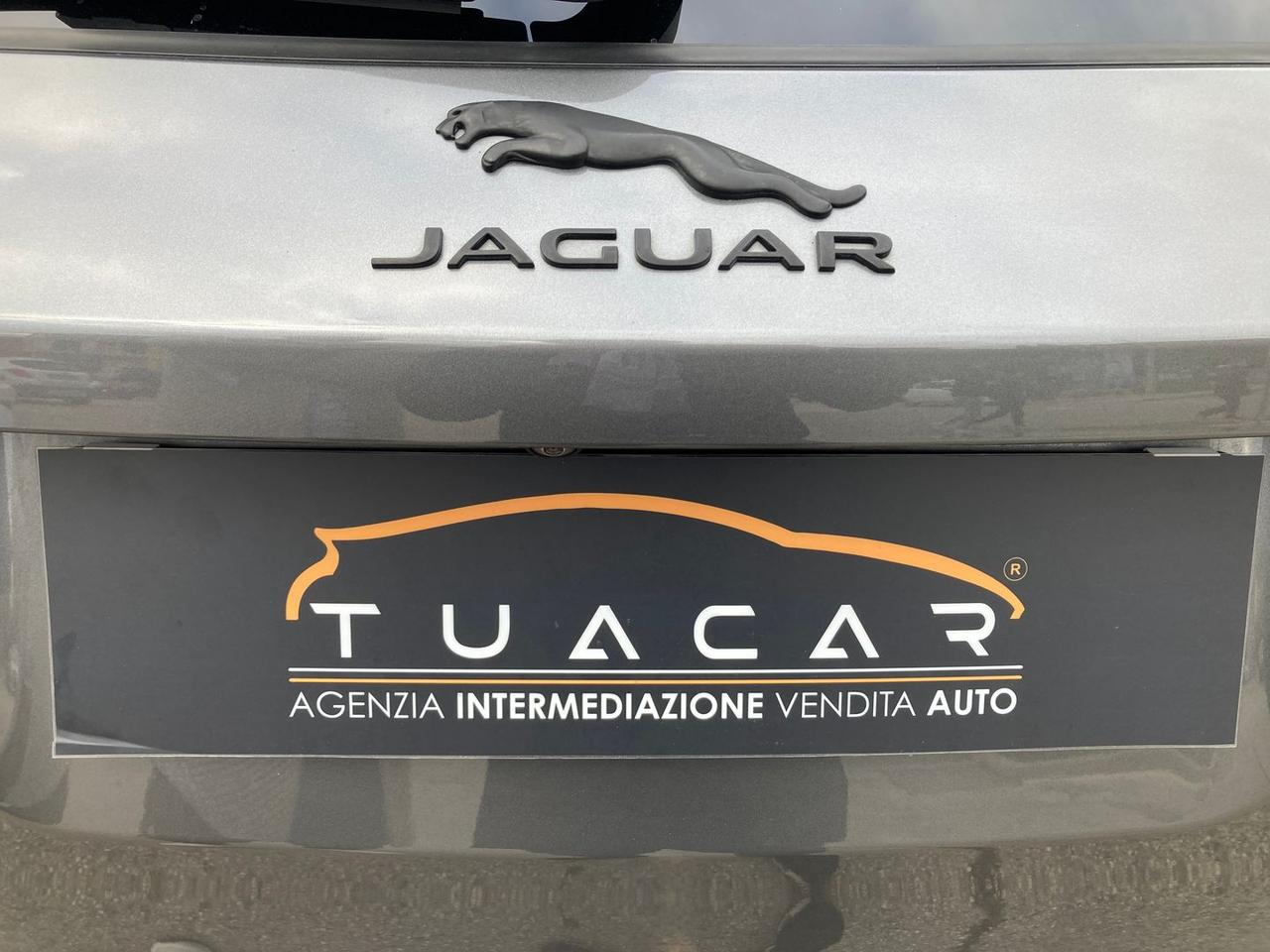 Jaguar F-Pace 2.0 20d Turbo R- #8436