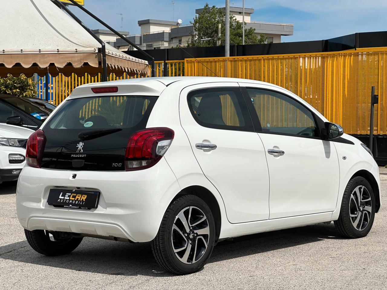 PEUGEOT 108 VTi 72 S&S 5 porte Allure