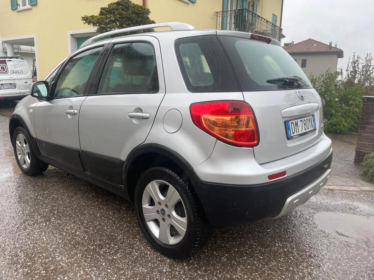 FIAT SEDICI 4x4 1.6 16v. EMOTION