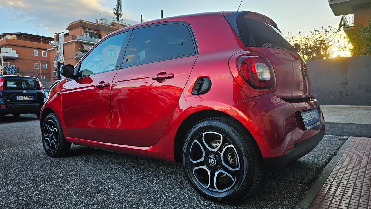 Smart ForFour 90 0.9 Turbo twinamic Prime NAV ANDROID TAGL UFF RETROCAMERA