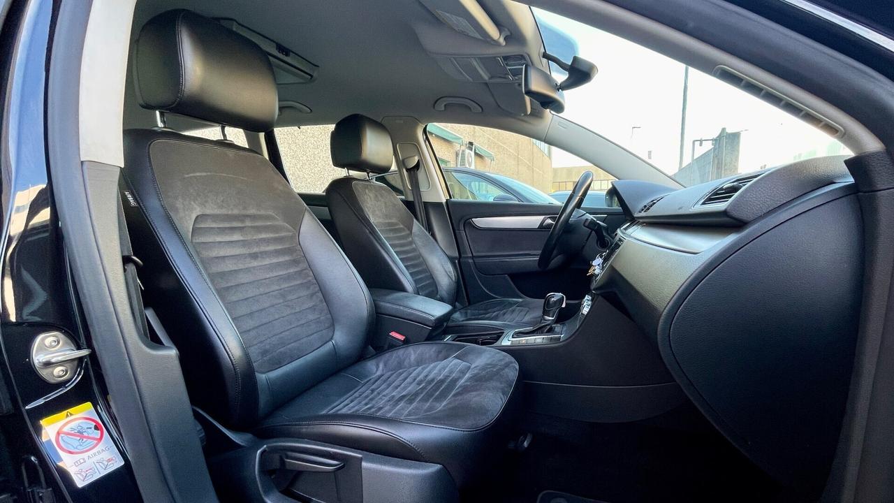 VOLKSWAGEN PASSAT VARIANT 2.0 HIGH BMT 4 MOTION TDI DSG 170 CV - PELLE, SEDILI RISCALDATI