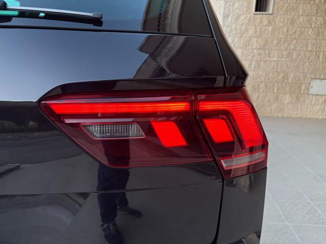 VOLKSWAGEN Tiguan 2.0 TDI 150 CV SCR DSG Life TELECAMERA