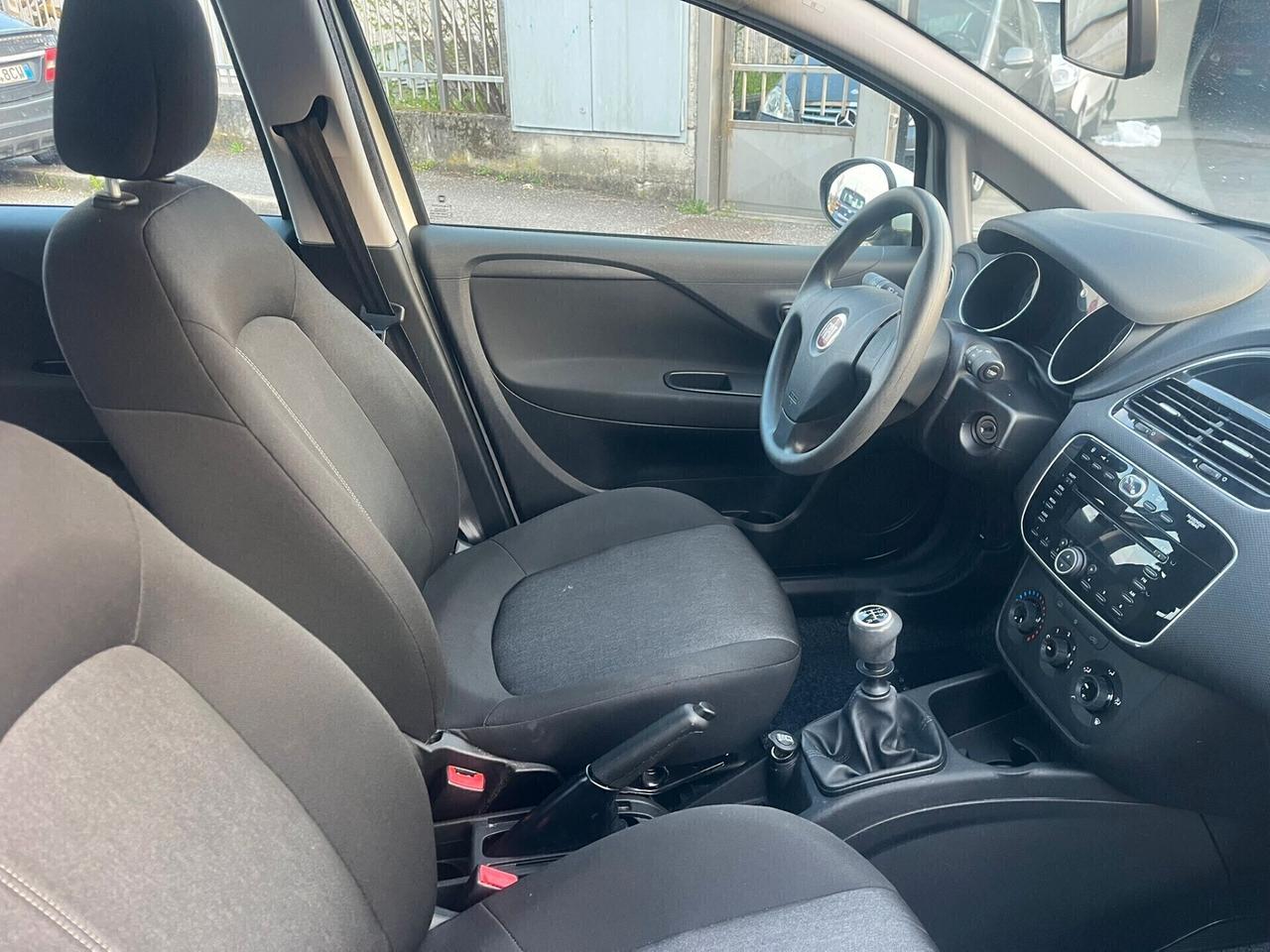 Fiat Punto 1.2 8V solo 49.000km PER NEOPATENTATI