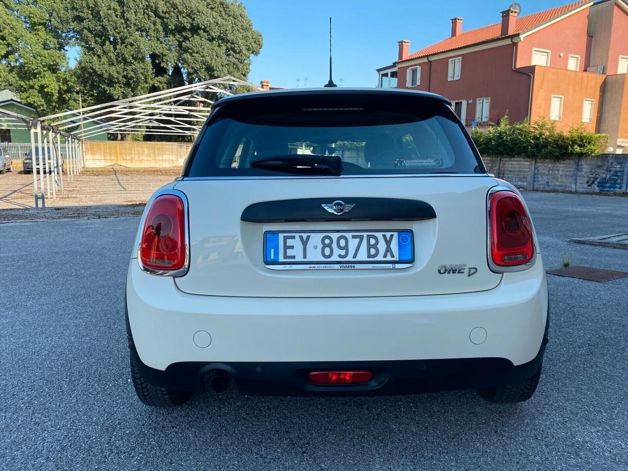 Mini Mini 1.5 One D Business