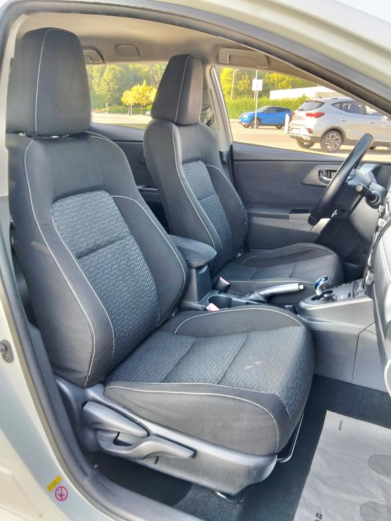 Toyota Auris Touring Sports 1.8 Hybrid Automatic*Navi*Camera