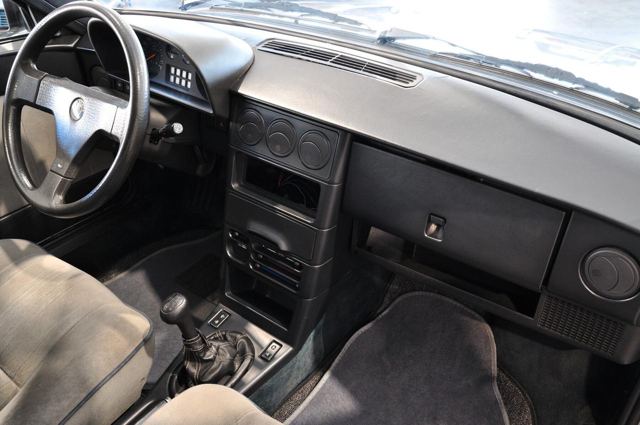 Alfa Romeo 33 1.3 Blue Line ASI motore a nuovo