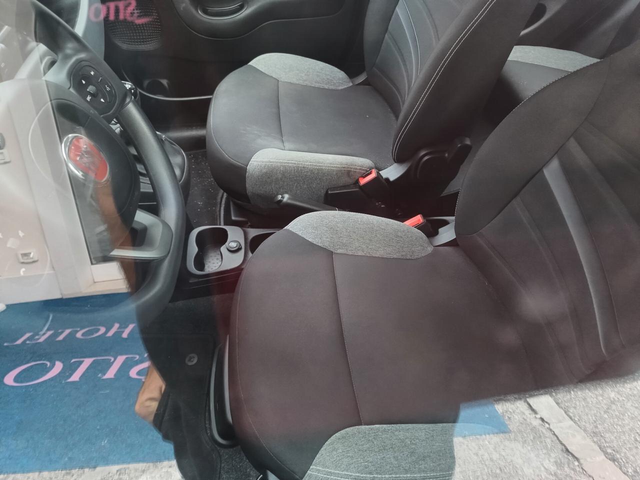 Fiat Panda 1.0 FireFly S&S Hybrid City Cross