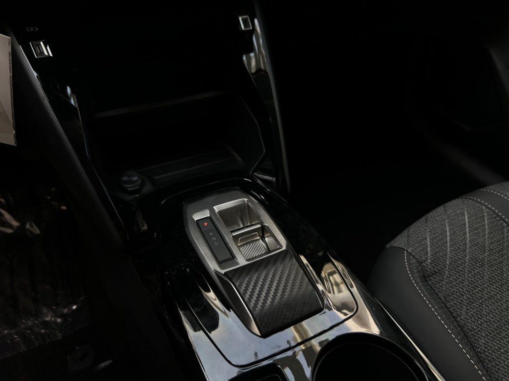 Peugeot 208 Allure Hybrid 110 e-DCS6 auto tua da €230,00 ant.0