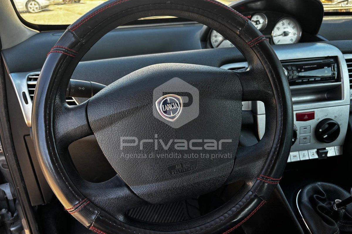 LANCIA Ypsilon 1.3 MJT 75 CV Argento