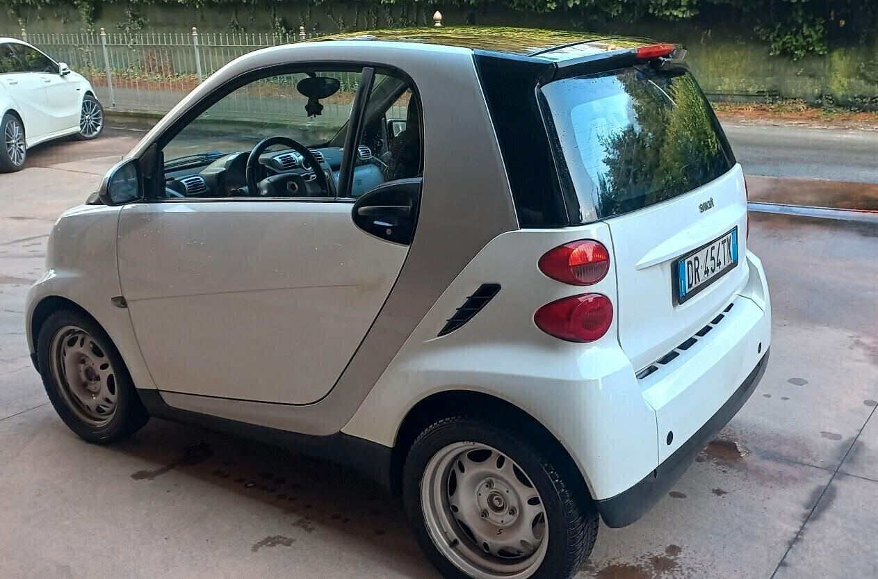 Smart ForTwo 1000 52 kW coupé pure