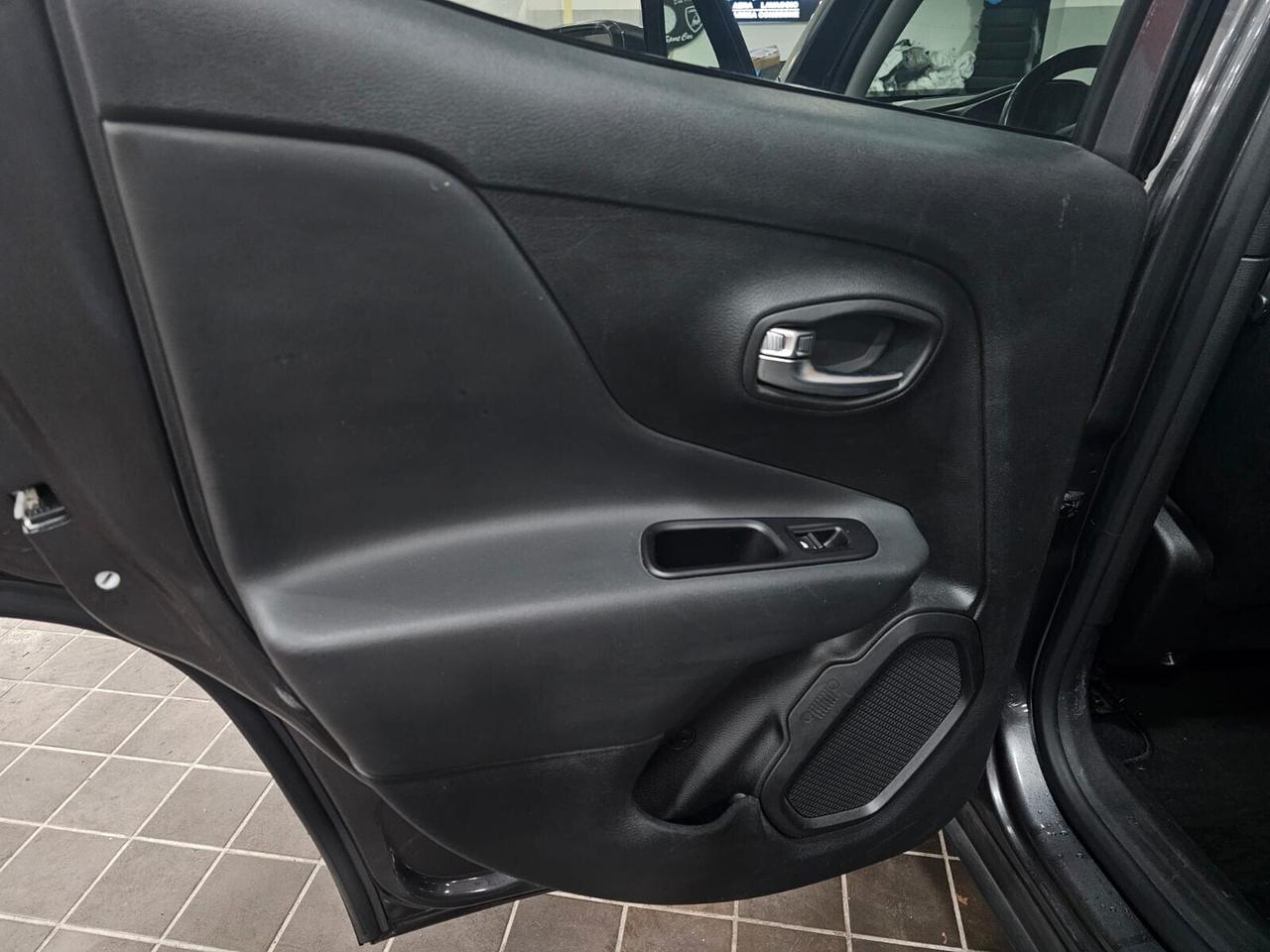 NUOVA JEEP RENEGADE LIMITED BLACK LINE 1.6 MJT 130CV MY22
