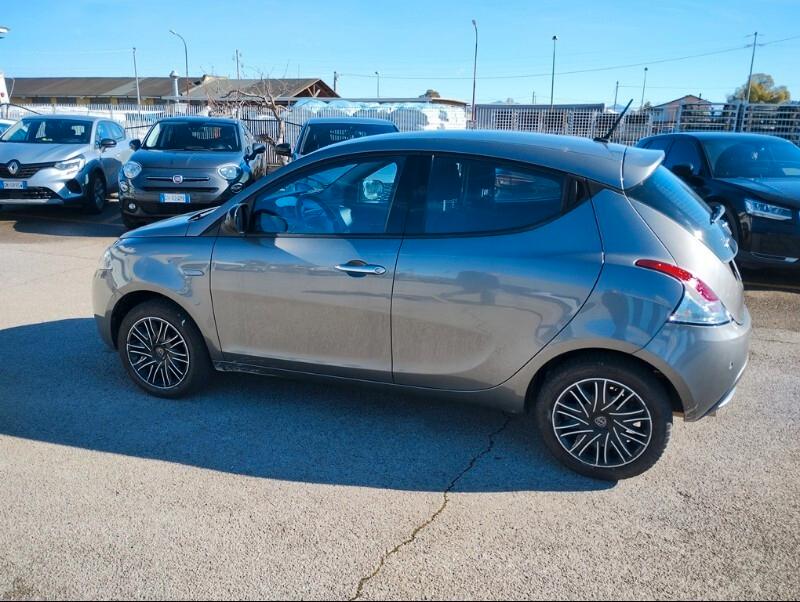 Lancia Ypsilon 1.2 69cv Gold Solo 22 mila km