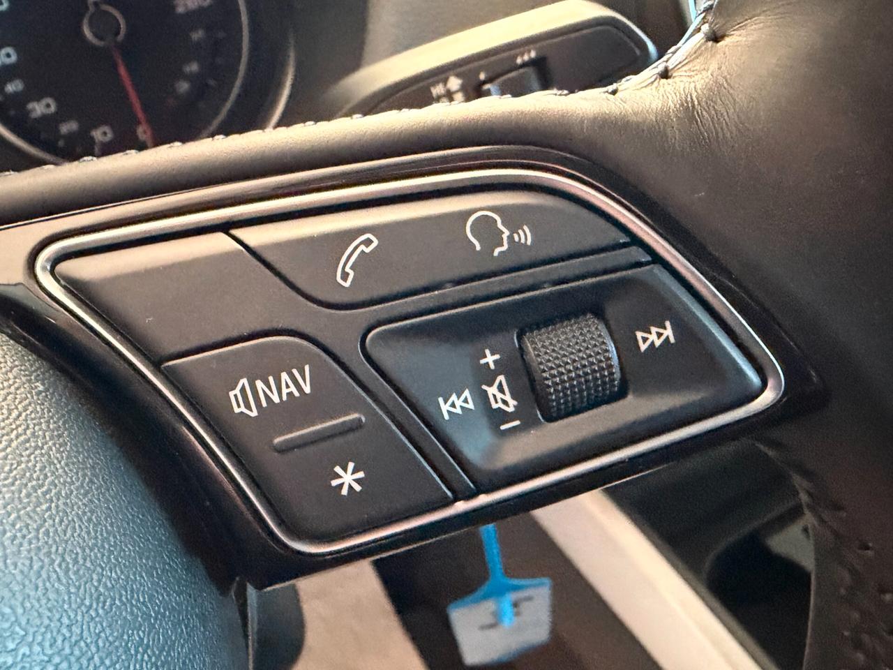 Audi Q2 30 1.6 TDI 115 cv. S Tronic BUSINESS (Nav)