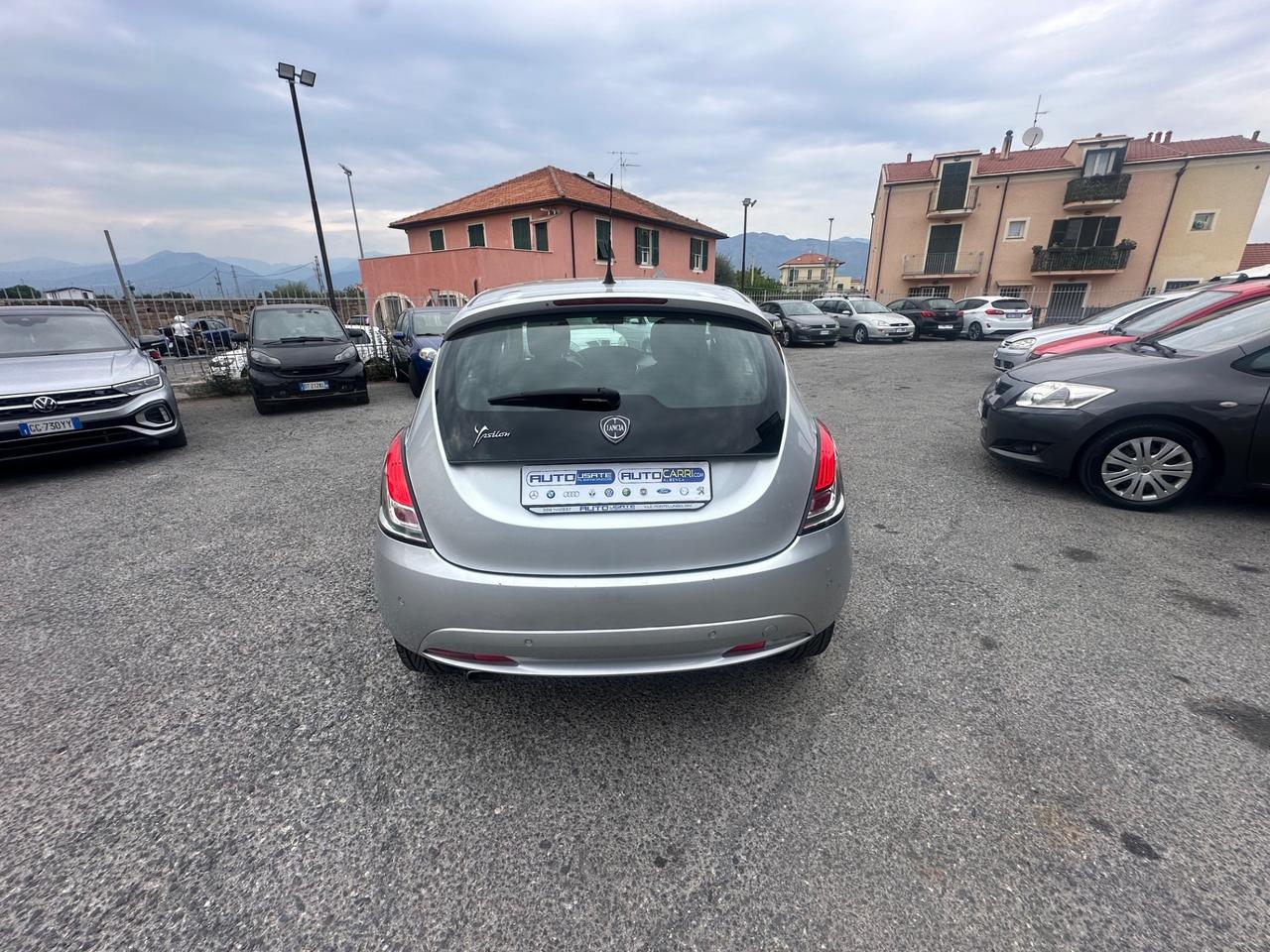 Lancia Ypsilon 1.2 69 CV 5 porte GPL Platinum