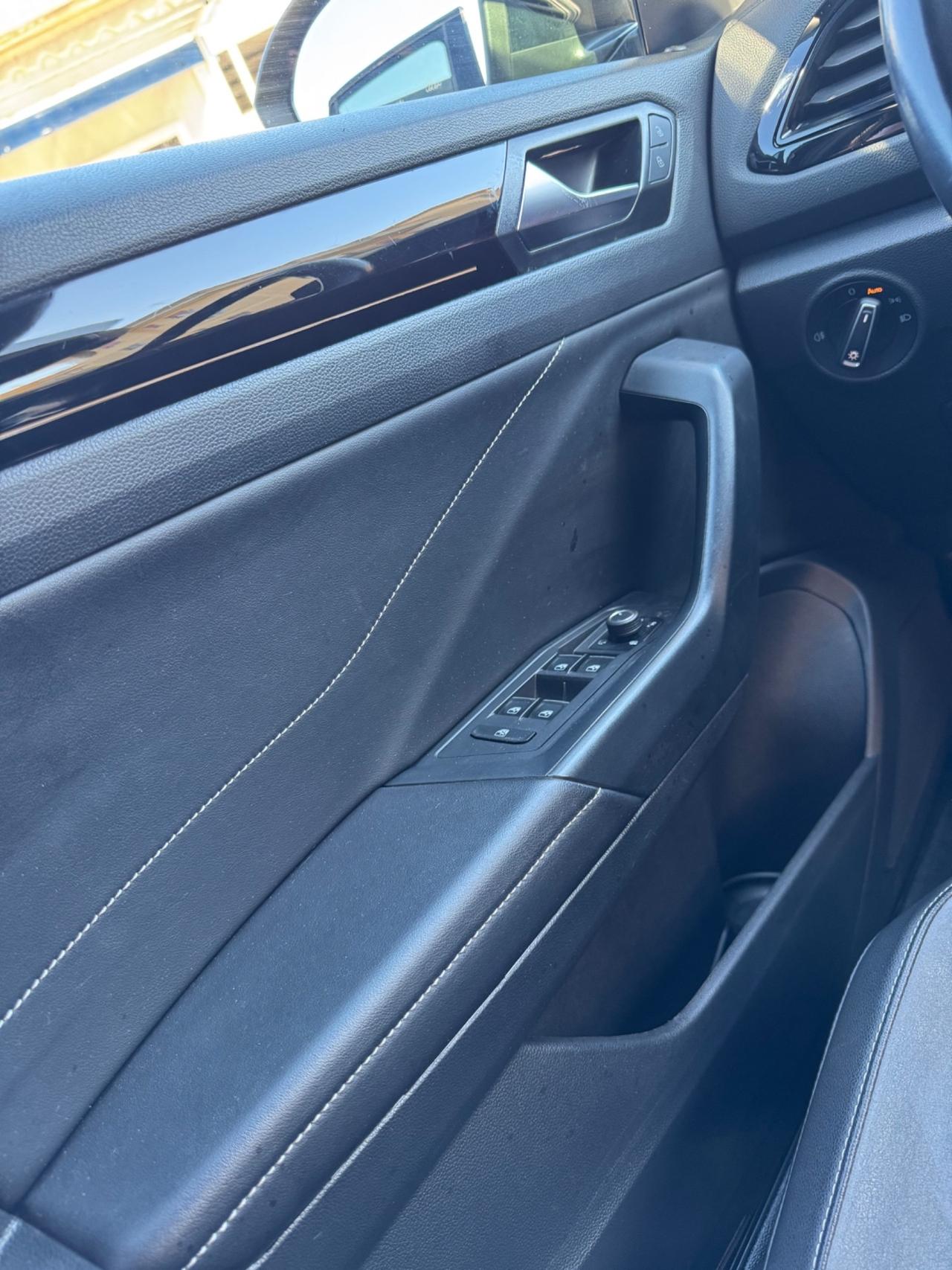 Volkswagen T-Roc 1.0 TSI R-Line 2024