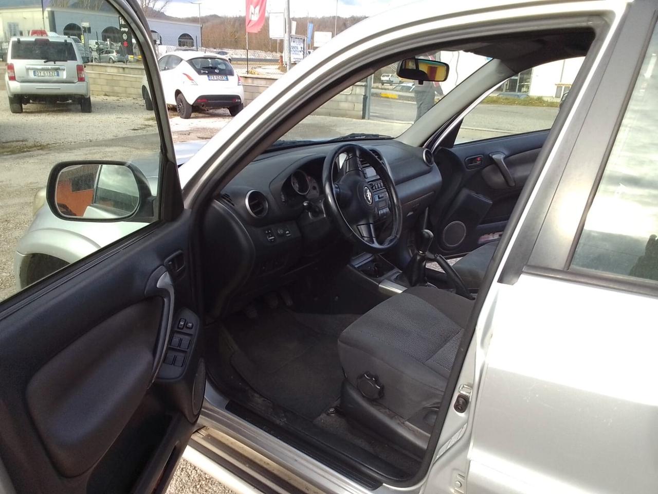 Toyota RAV 4 2.0 Tdi D-4D cat 5 porte Sol