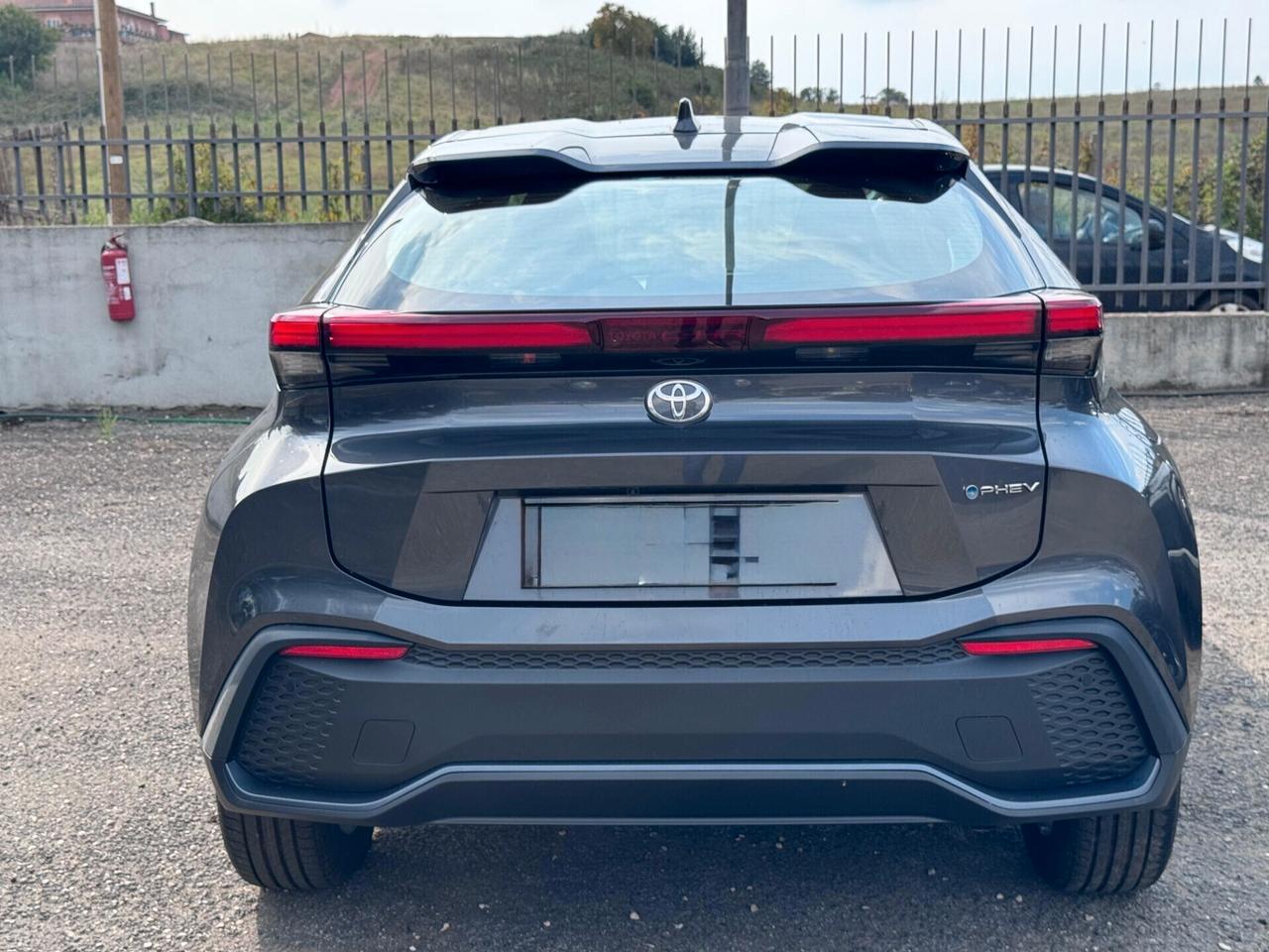 C-HR 2.0 PHEV Trend