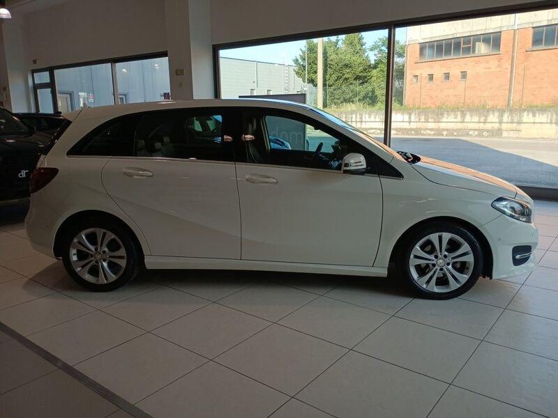 Mercedes-Benz Classe B B 180 d Automatic Sport