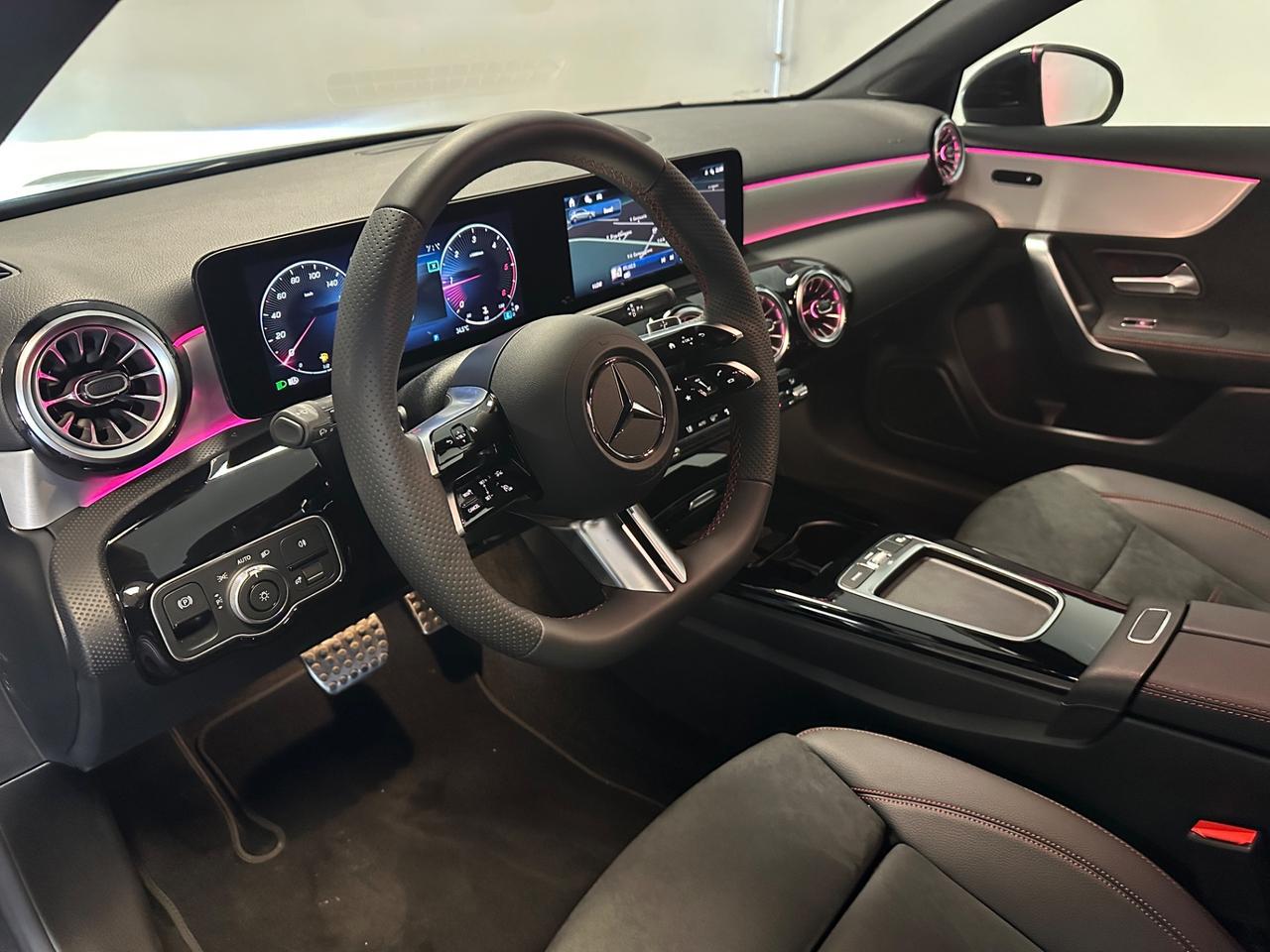 MERCEDES-BENZ A180D PACK PREMIUM AMG 116CV PRONTA CONSEGNA