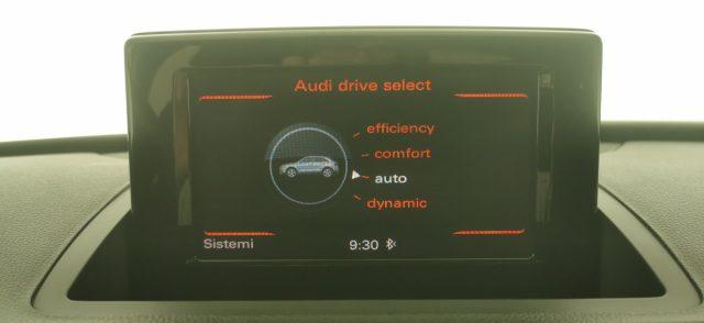 AUDI Q3 40 TFSI quattro S tronic Business Advanced