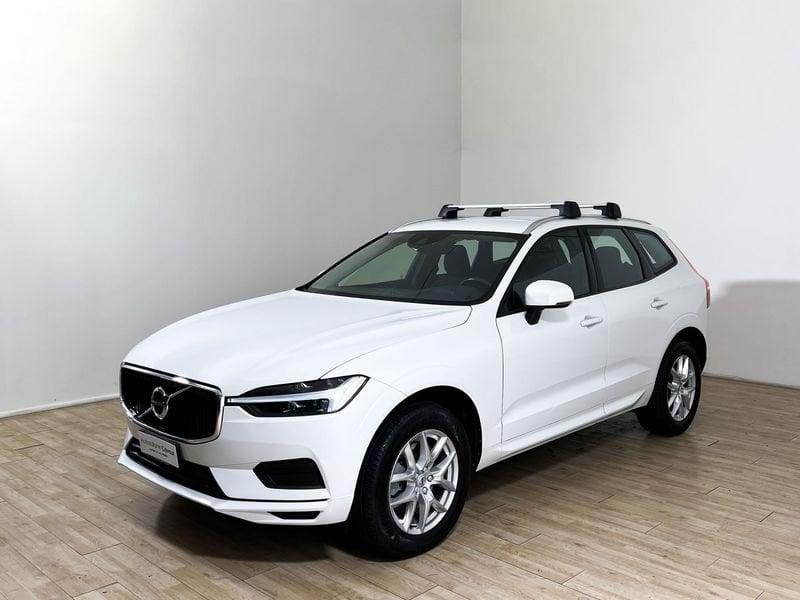 Volvo XC60 B4 D AWD automatico Momentum